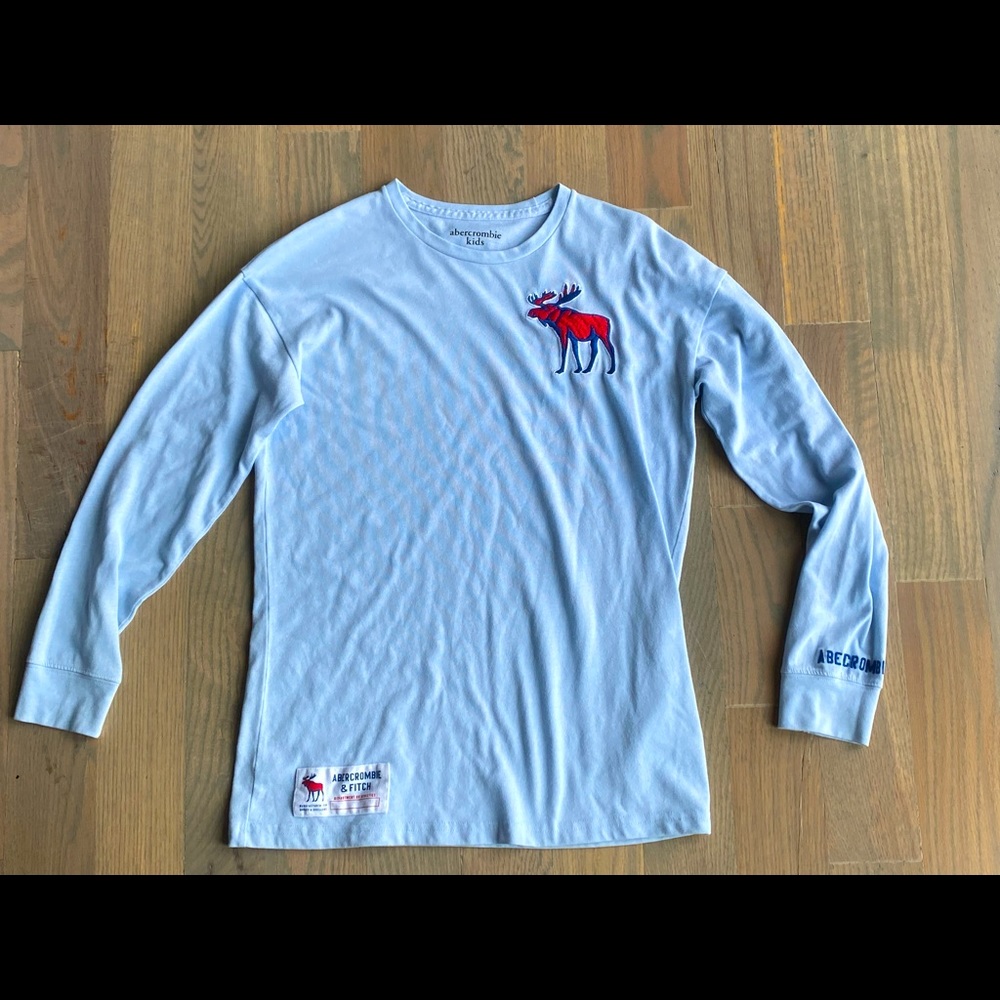 Abercrombie kids boy long sleeve top size 11/12 y old